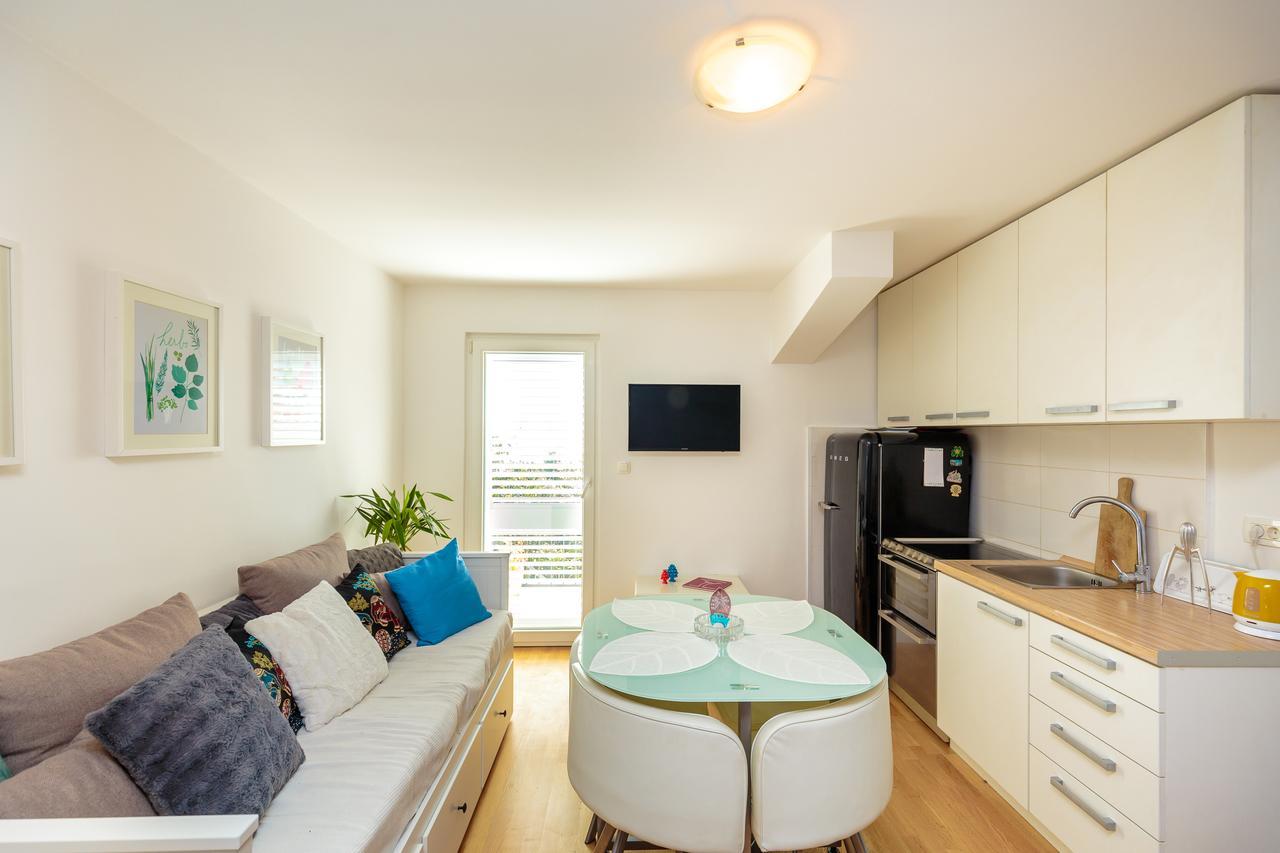 Two Bedroom Sunny Suite 杜布罗夫尼克 外观 照片